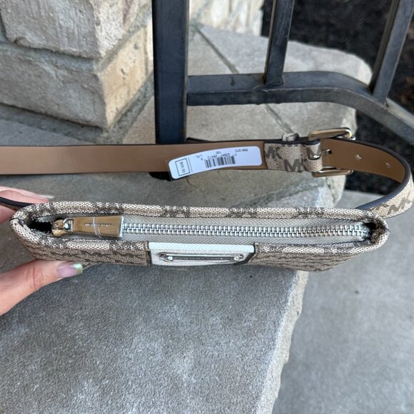 NWT MICHAEL MICHAEL KORS MONOGRAM BELT CROSSBODY BAG LG/XL NEW - Picture 5 of 14
